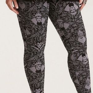 NWT Torrid Leggings black and gray - villains!